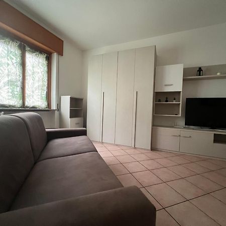 Ferienwohnung Shelby House Senago Exterior foto