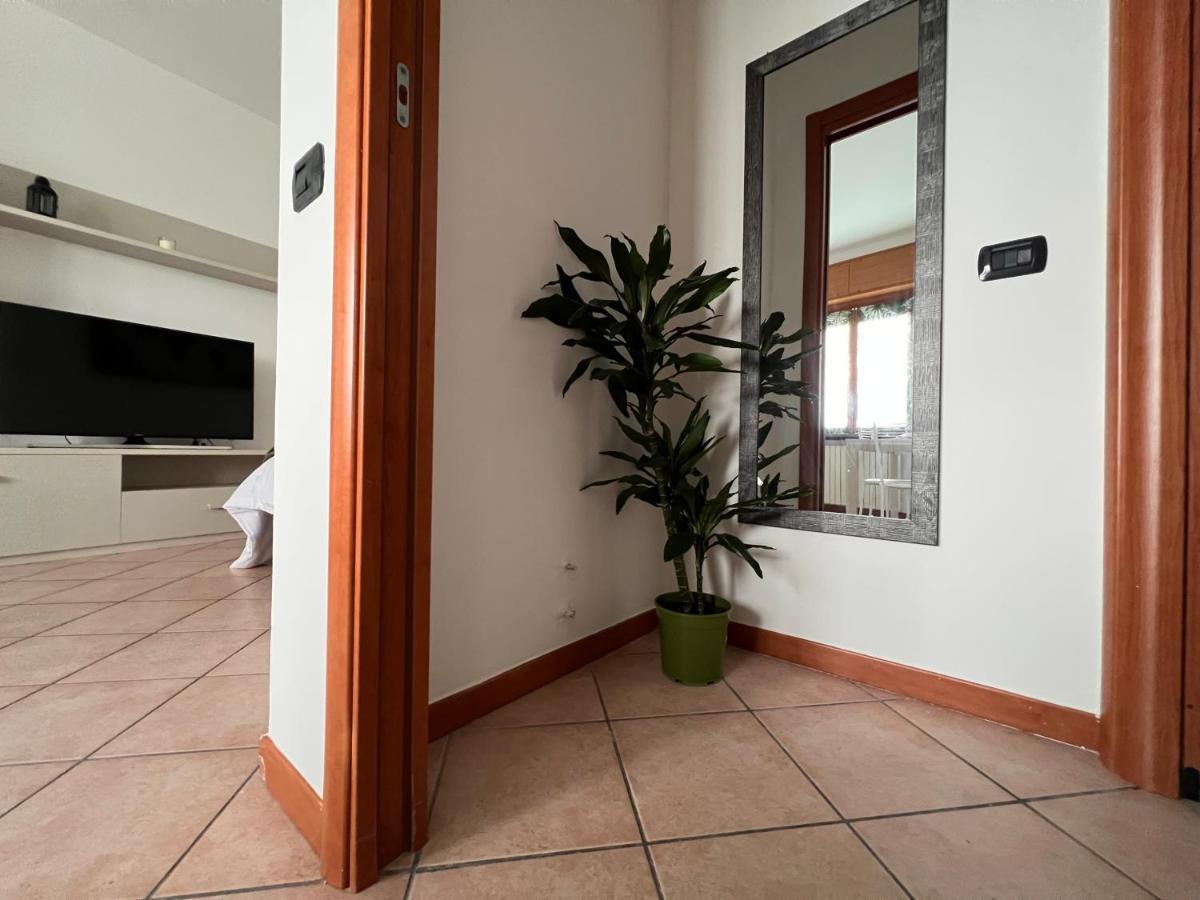 Ferienwohnung Shelby House Senago Exterior foto