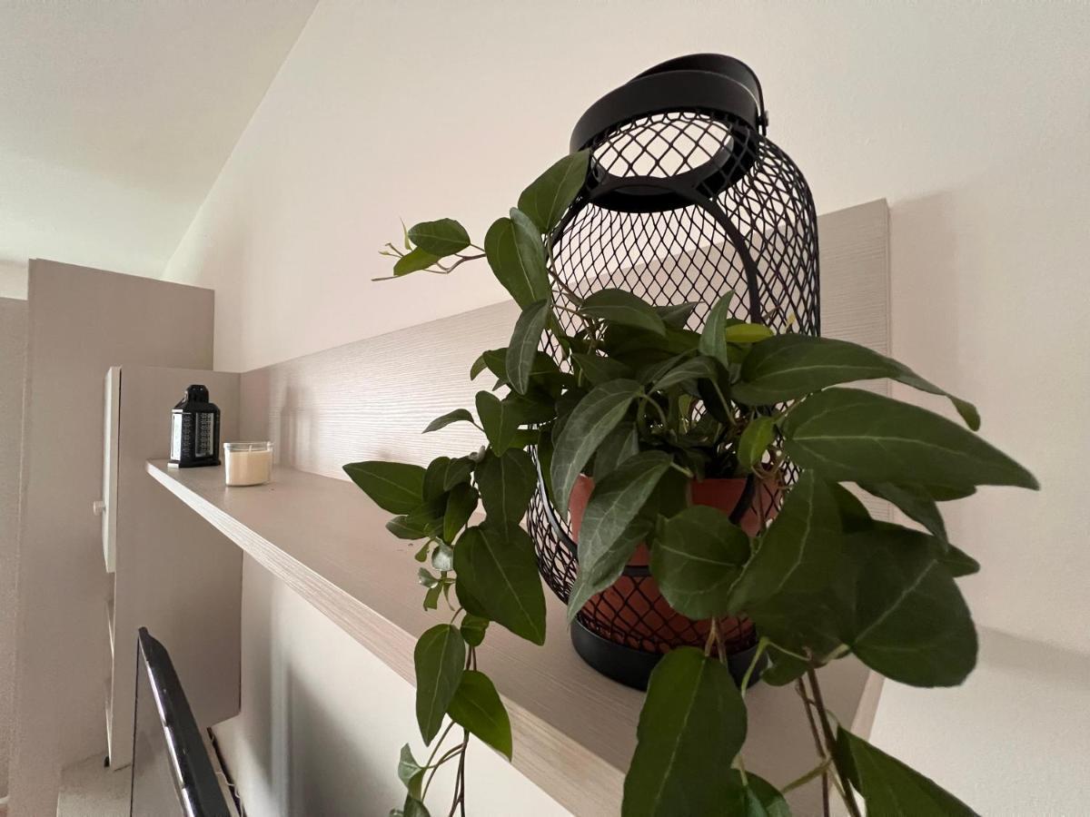 Ferienwohnung Shelby House Senago Exterior foto