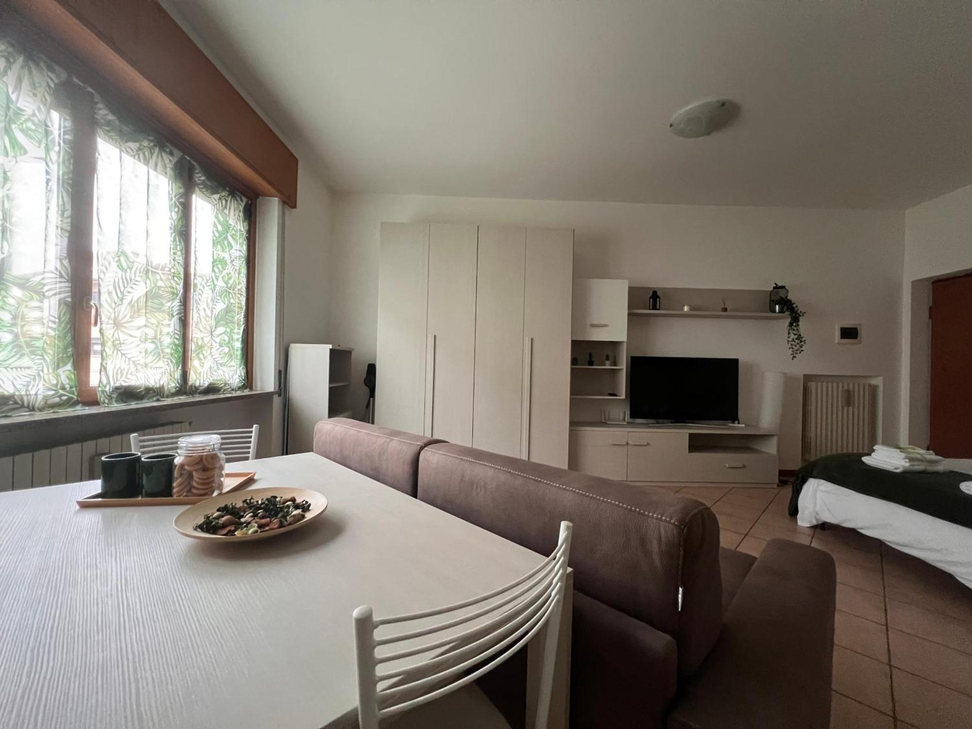 Ferienwohnung Shelby House Senago Exterior foto